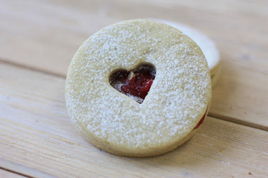 Obrázek Linecké kolečko se srdíčkem 70g Náš chléb